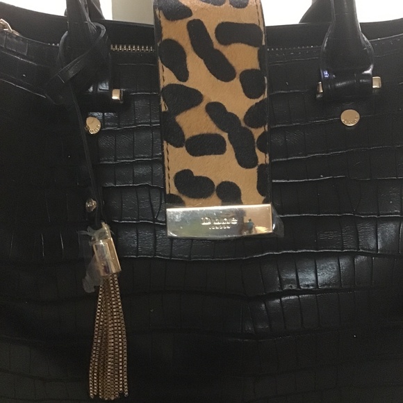 New! Medium Dune Purse - Picture 2 of 4